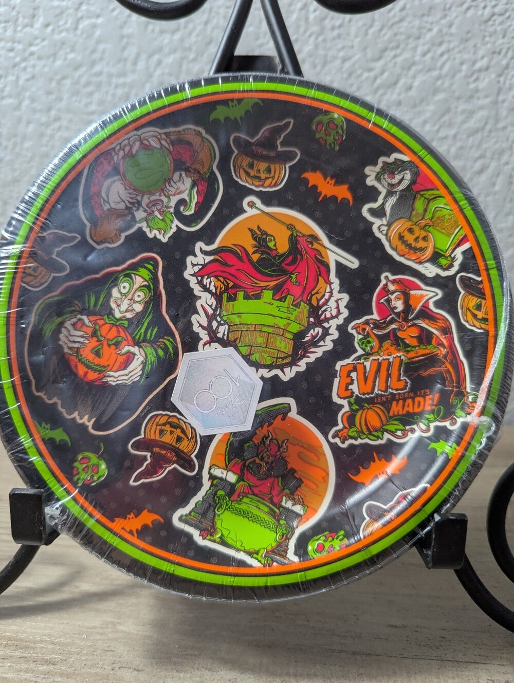 Disney Villains Halloween 6.75” Paper Plates Amscan 100 Years 18 Count NEW
